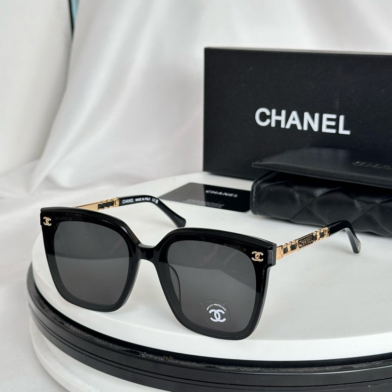 Chanel Collection Factory price adjustments Grandma Fook Collection newMod：6814 size：66-16-148The most classic and most popular ring shape.Exquisite braided leather  engraved marking Fook's mirror legs retro foreign styl