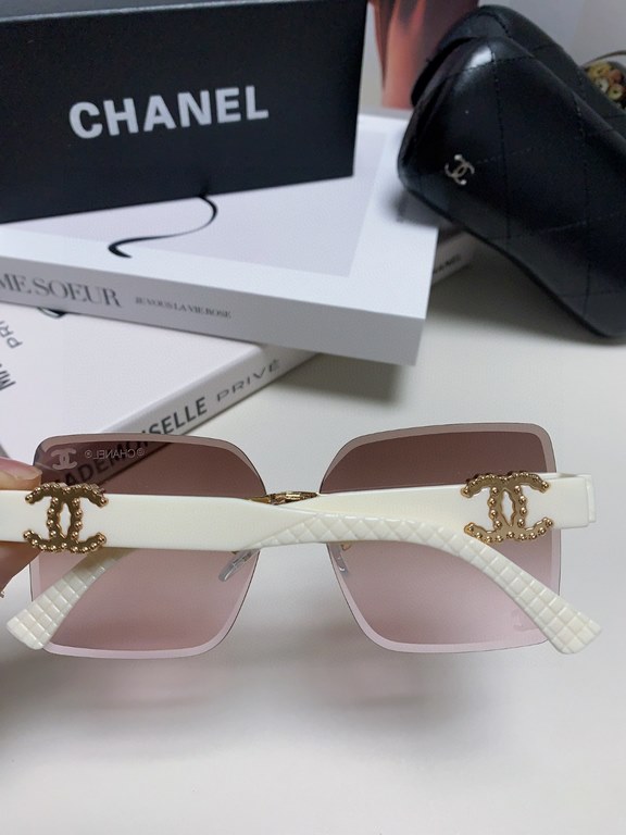 Chanel Chanel net red explosion sunglasses  , sunshade to modify the face god weapon