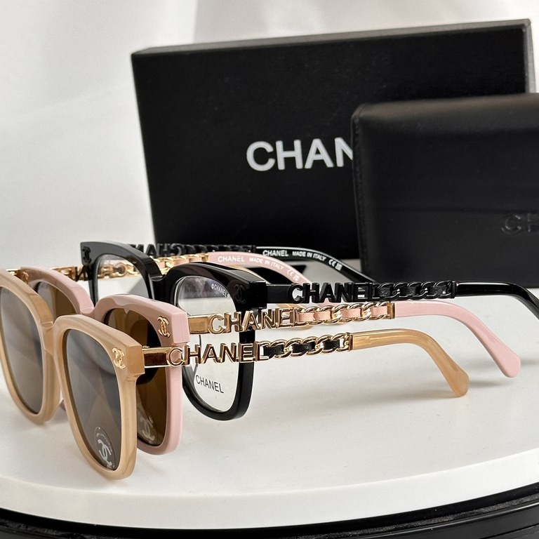 CHANE CHANEL MODEL CH0520 Sunglasses SIZE 54 Mouth 17-145 Square Sunglasses