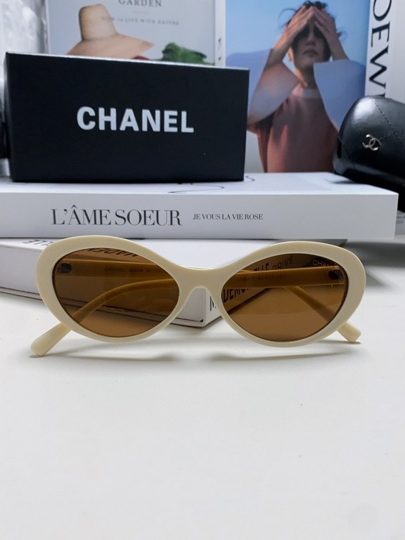 Chanel Chanel vintage cat-eye Xiao Xiang sunglasses women's high-class sense of letters rim oval sunglasses classic round Wang Yibo same models