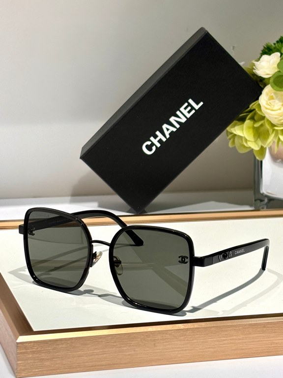 New chanel  2   CH8823 fire the whole network's new face new upgraded version of the exquisite camellia series size 58 mouth-18-145.