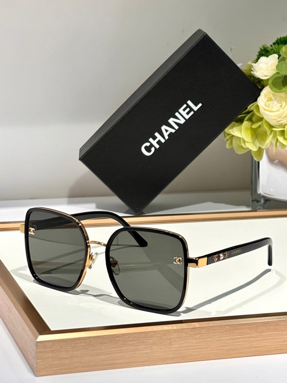 New chanel  2   CH8823 fire the whole network's new face new upgraded version of the exquisite camellia series size 58 mouth-18-145.