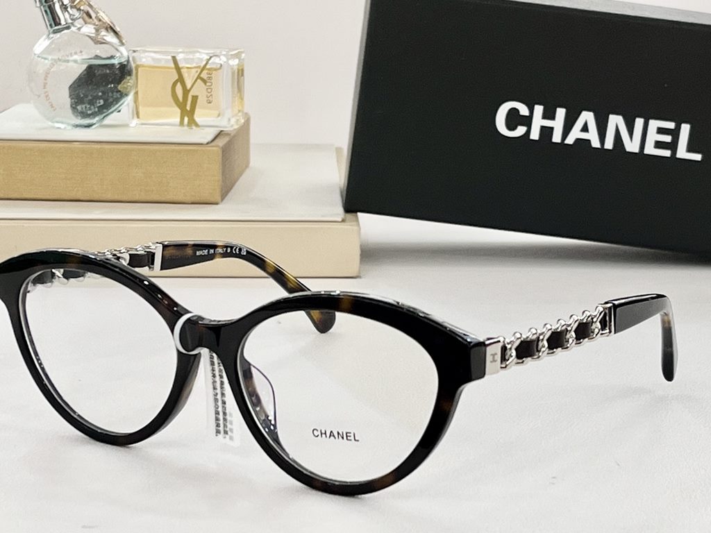 CHANELModCH3428Mod55-17-145Sheepskin Chain Eyeglasses Frame