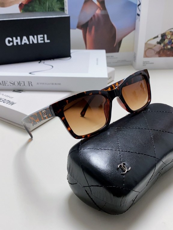 Chanel Chanel New Square Color Blocking ~ Fragrance Grandma Letter Classic  Classic Reincarnation CH5417 Women's Sunglasses