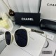 . [CHANEL France]. . [Polaroid Resin HD Lenses] . PC frames - lightweight and comfortable to wear. . [size 63-17-140] . [   new small fragrance sunglasses to reduce the burden of glare, blocking harmful rays of radiation