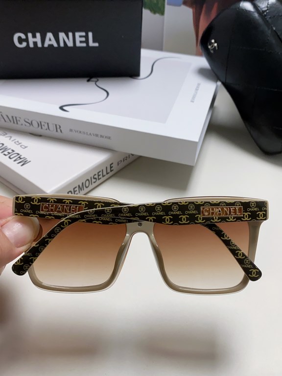 Chanel Chanel sunglasses   round face treasure look over, super cover meat face, show face small Chuan Xiao Xiangfeng style 24 new large square frame sunglasses versatile skinny, huge show face is small!Big face, round f