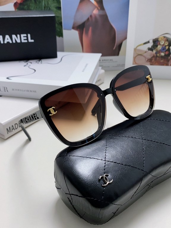 Chanel Chanel 2024 new boys and women universal sunglasses sports Europe and the United States women anti-ultraviolet sunglasses elegant incense family couple hip-hop American glasses