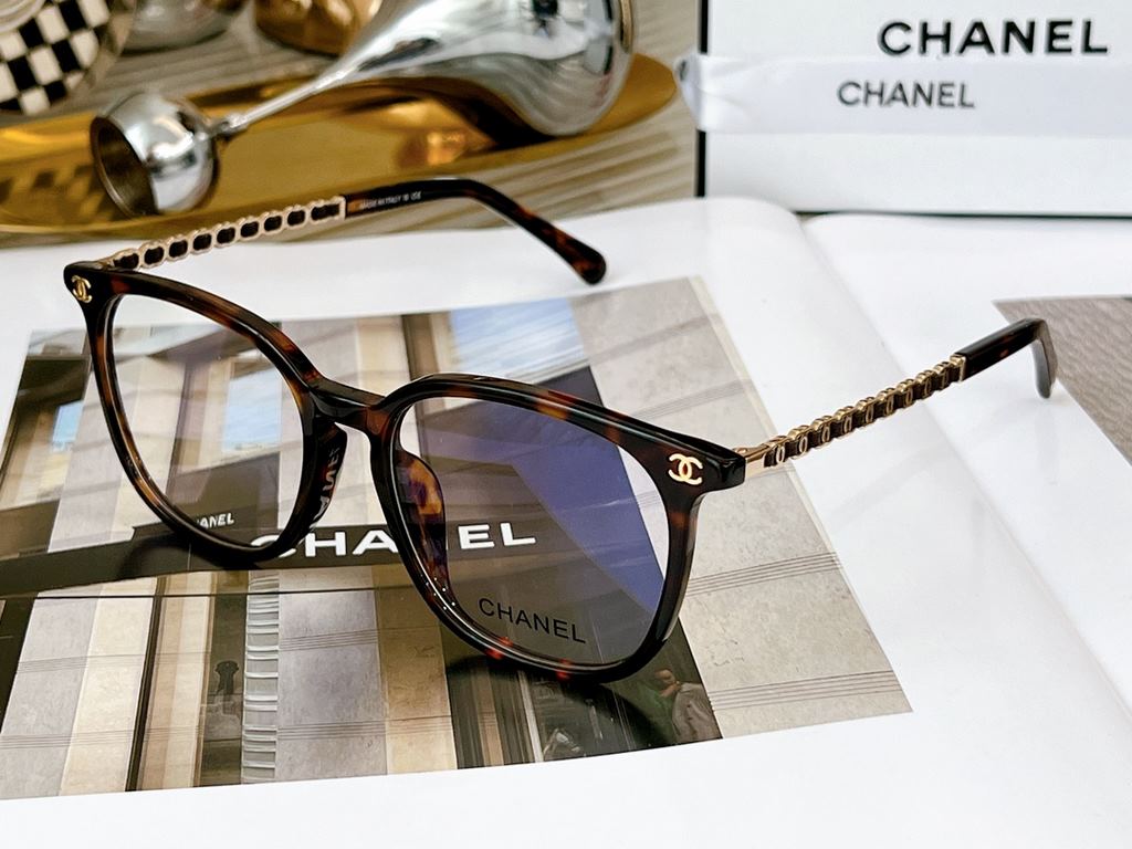 CHANEL 24ss New Products for SpringExclusive small frame compiled sheepskin templesSmall face sister with close eyeglasses frameMod：3472 SIZE：54 mouth 18-145