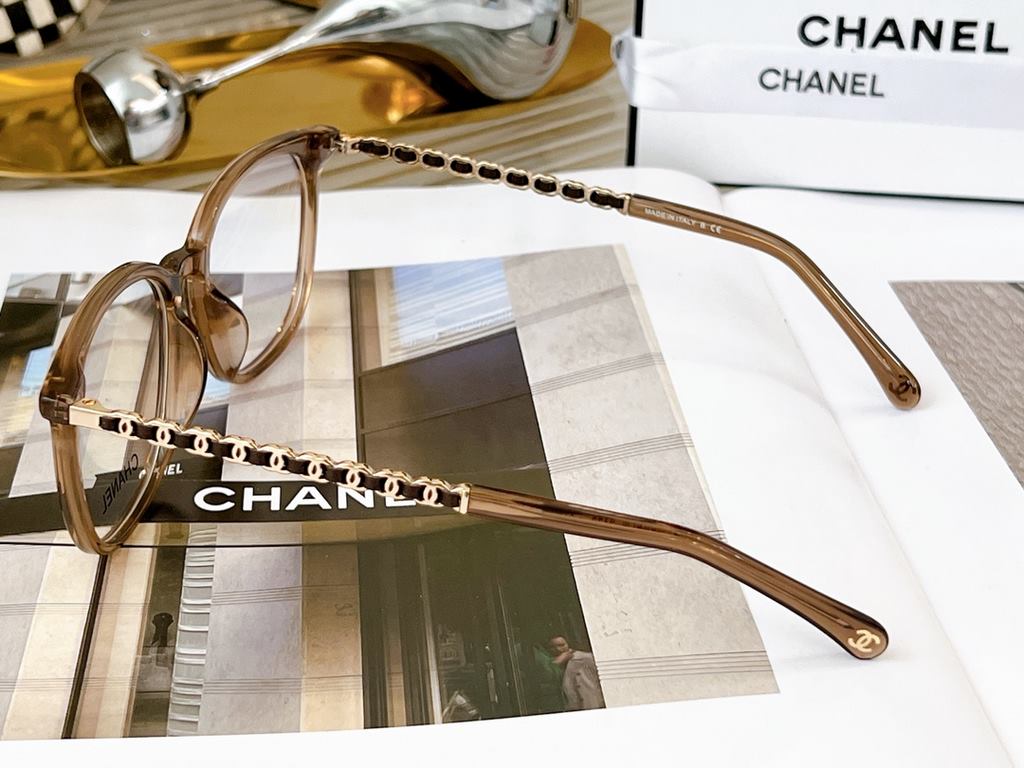 CHANEL 24ss New Products for SpringExclusive small frame compiled sheepskin templesSmall face sister with close eyeglasses frameMod：3472 SIZE：54 mouth 18-145