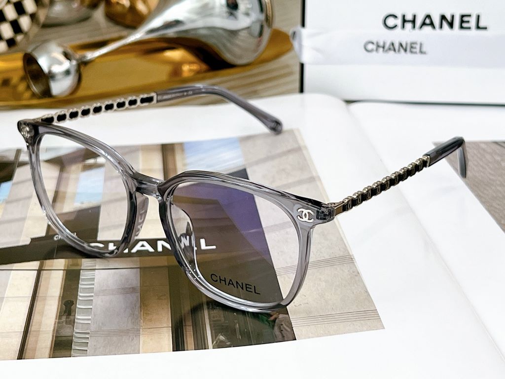 CHANEL 24ss New Products for SpringExclusive small frame compiled sheepskin templesSmall face sister with close eyeglasses frameMod：3472 SIZE：54 mouth 18-145