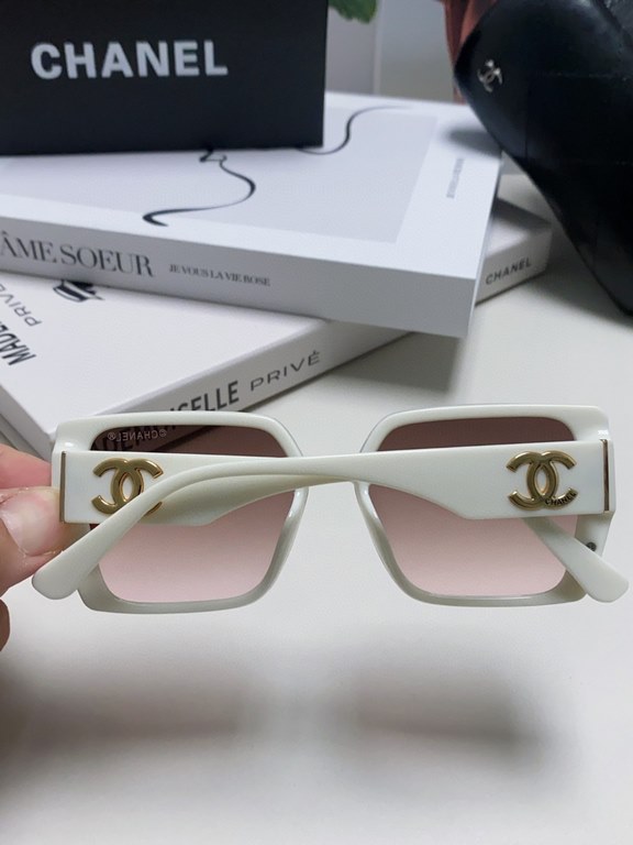 Chanel Chanel 2024 new Xiao Xianger advanced sense of polarized sunglasses fashion box anti-ultraviolet blocking glare sunglasses Netroots with models