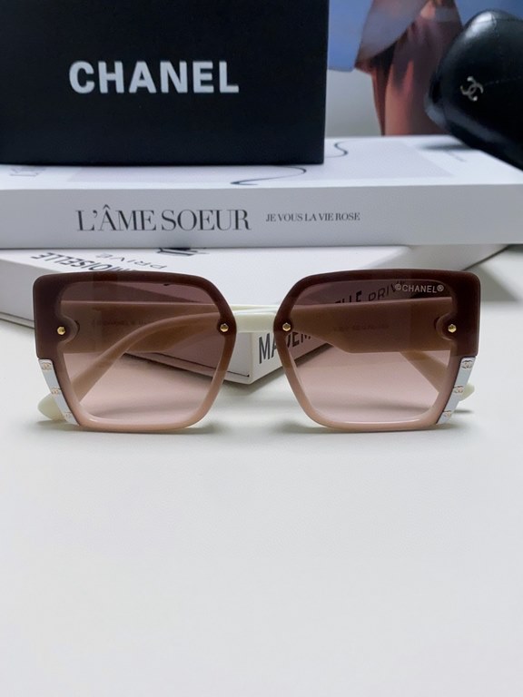 Chanel Chanel 2024 new Xiao Xianger advanced sense of polarized sunglasses fashion box anti-ultraviolet blocking glare sunglasses Netroots with models