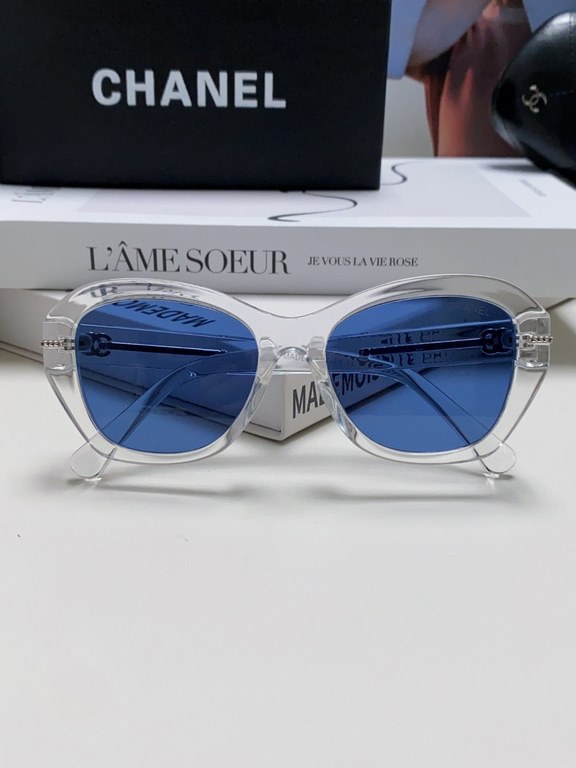 Chanel Chanel 2024 Xiao Xiang sunglasses chain legs butterfly large face thin simple personality sunglasses square small red book premium