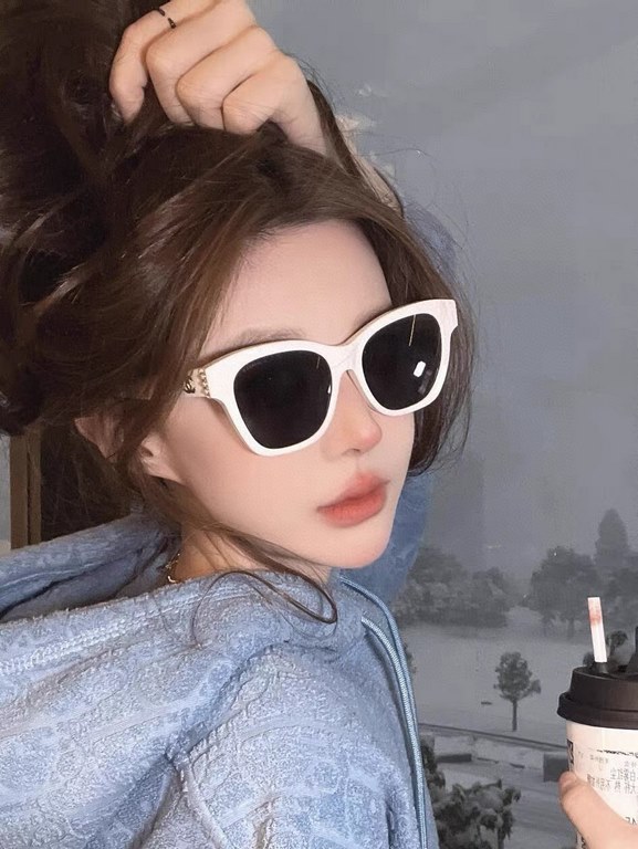 Chanel Chanel pearl sunglasses female new double C polarized star vegan sunglasses fashion explosive models