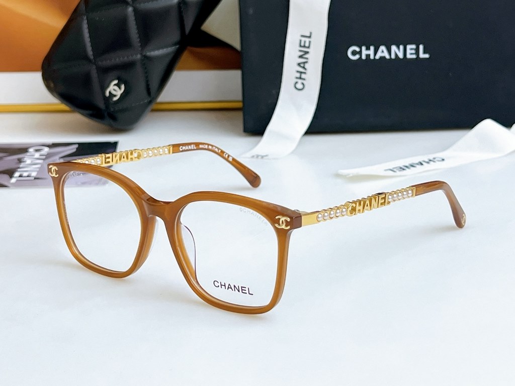 CHANE Hundreds of matching eyeglasses frames can be fitted with prescription glassesClassic Chanel PearlsCH0787 SIZE 51-17-145SIZE 51-17-145