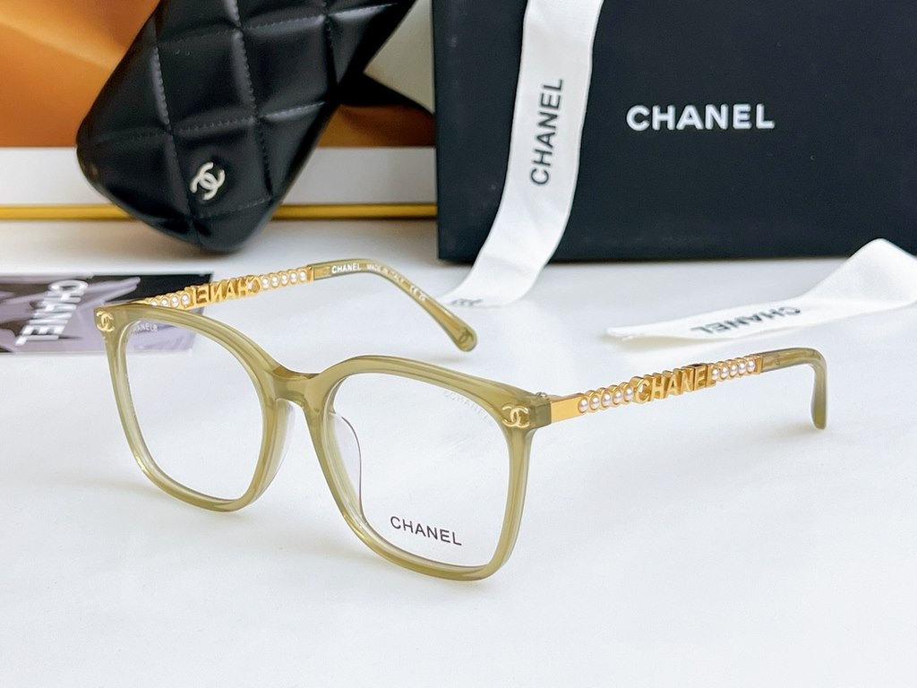 CHANE Hundreds of matching eyeglasses frames can be fitted with prescription glassesClassic Chanel PearlsCH0787 SIZE 51-17-145SIZE 51-17-145