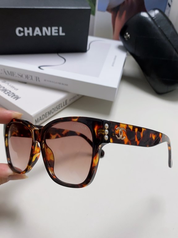 Chanel Chanel pearl sunglasses female new double C polarized star vegan sunglasses fashion explosive models