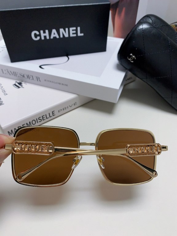 Chanel Chanel 2024 new sunglasses, men's and women's sun shades, metal temples, a must for driving trips!