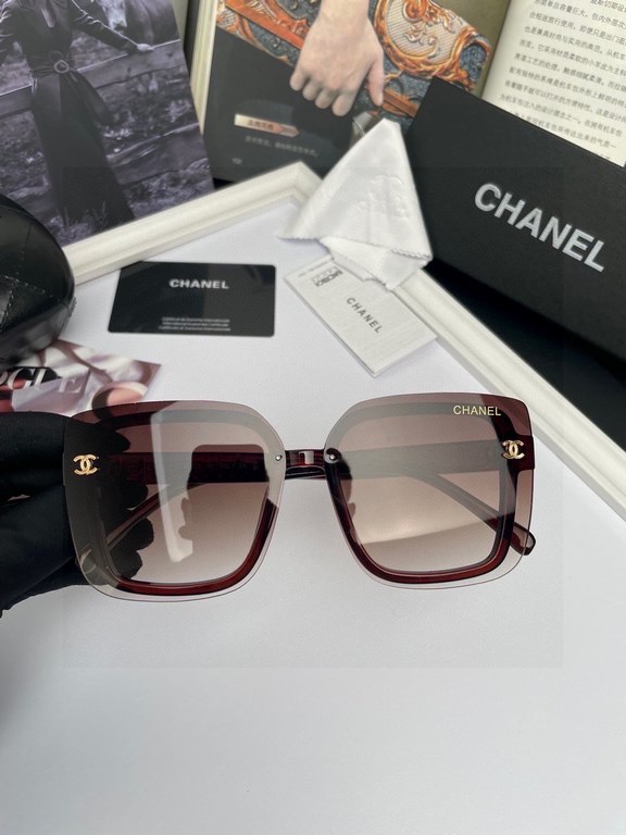 .CHANEL Chanel original single quality women's sunglasses   TR Material  . Official website synchronization sale, fashion atmosphere, travel essential models, buy is to earn   (No. 6005)