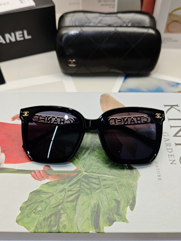 CHANEL chanel popular small circle shape small face bb   directly into theWear comfortable not afraid to fall off Details quality can be seen  7 colors