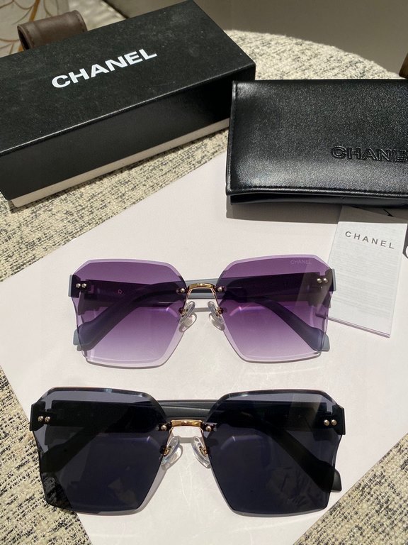 Chanel new models! New shipment! New model shipment!  Women's HD thickened polarized sunglasses     High quality TR-90 frames Fashionable and versatile!5188