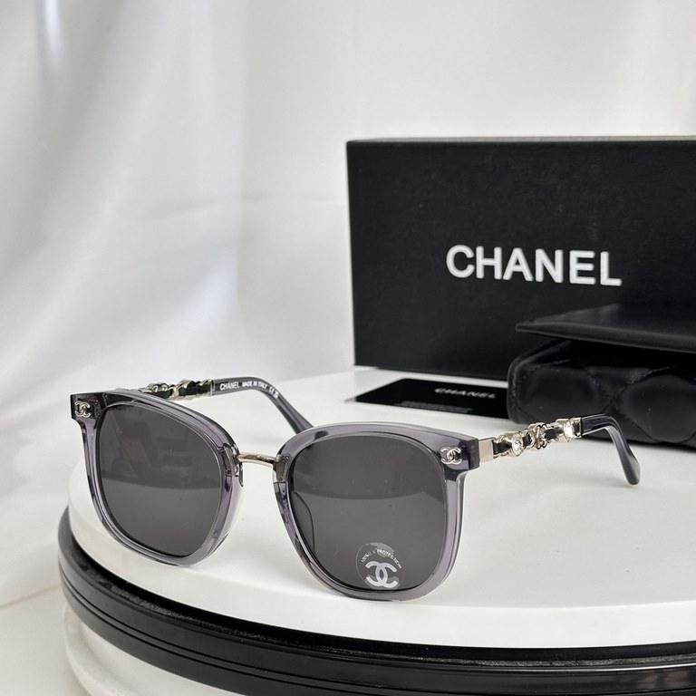 【CHANE】 Chanel's new sunglasses  , MODEL CH 6807, SIZE 52 mouth 23-145