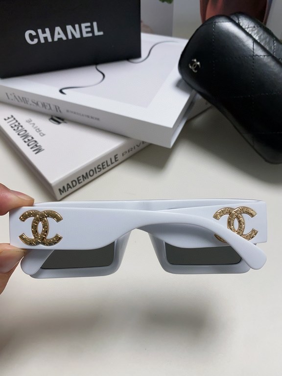 Chanel Chanel 2024 new sunglasses sunglasses female male summer sunscreen tide anti-ultraviolet glasses glasses net red driving large face square frame glasses