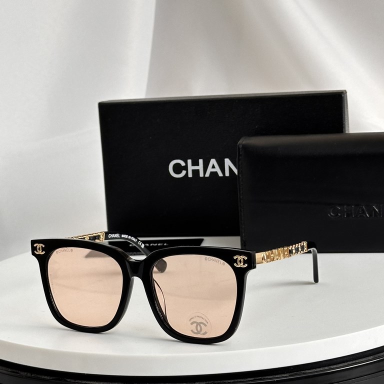 CHANE CHANEL MODEL CH0520 Sunglasses SIZE 54 Mouth 17-145 Square Sunglasses