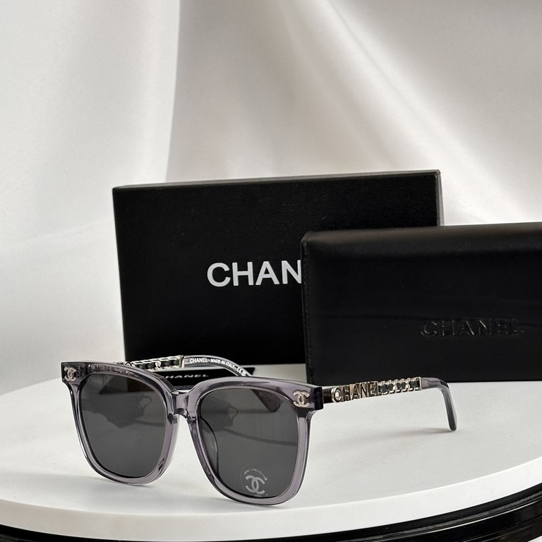 CHANE CHANEL MODEL CH0520 Sunglasses SIZE 54 Mouth 17-145 Square Sunglasses