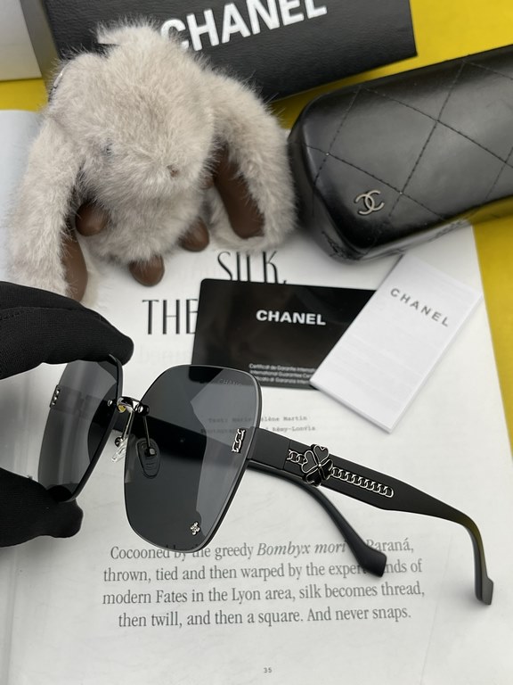 【Chanel】2024 open spring new Trendy explosive models fashion box polarized sunglasses high quality wear comfortable Net red tide models sunglasses Ms. high-definition polarized sunglasses     High-quality frame Model CH1