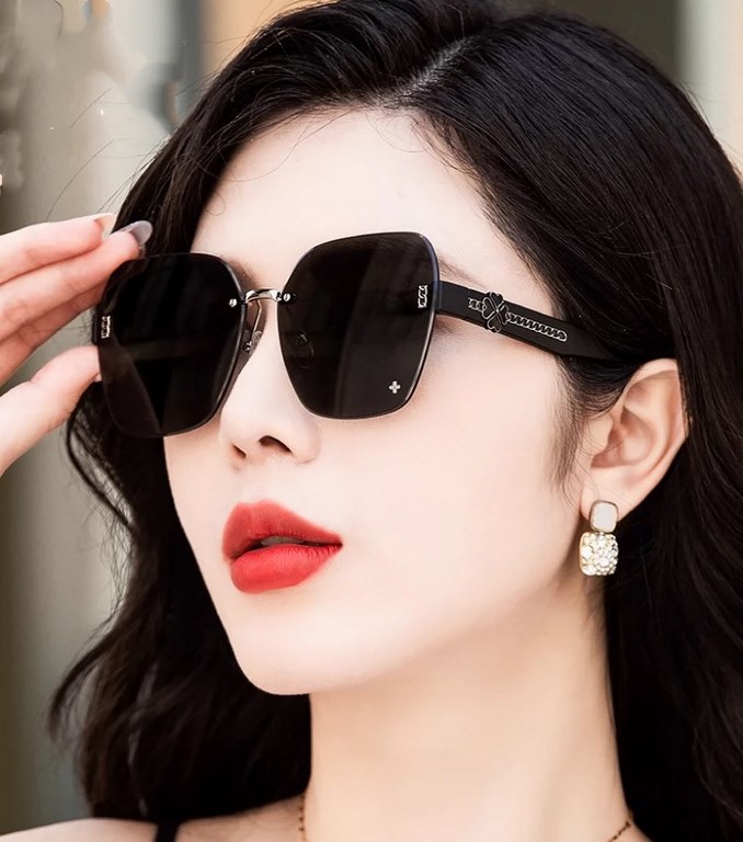 【Chanel】2024 open spring new Trendy explosive models fashion box polarized sunglasses high quality wear comfortable Net red tide models sunglasses Ms. high-definition polarized sunglasses     High-quality frame Model CH1