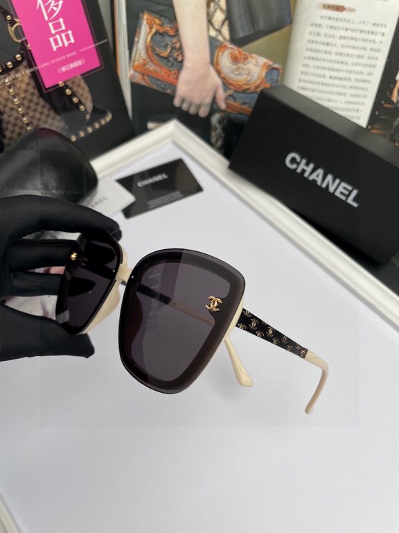 . Brand,  CHANEL CHANEL original single quality women's polarized sunglasses   TR90 Material   Imported Polaroid HD polarized lenses. The official website synchronization sale, fashion atmosphere, travel essential models