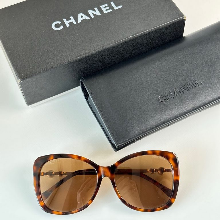 Qi color arrival CHANEL Naza super beautiful models Chanel ch5339 size 57 17-143  double pearl models sunglasses women's atmosphere versatile sunglasses