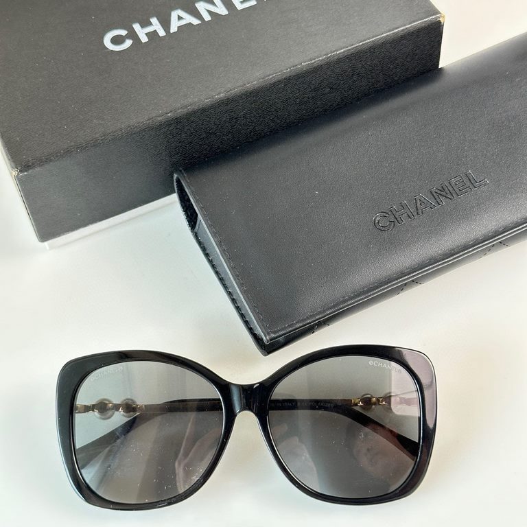 Qi color arrival CHANEL Naza super beautiful models Chanel ch5339 size 57 17-143  double pearl models sunglasses women's atmosphere versatile sunglasses