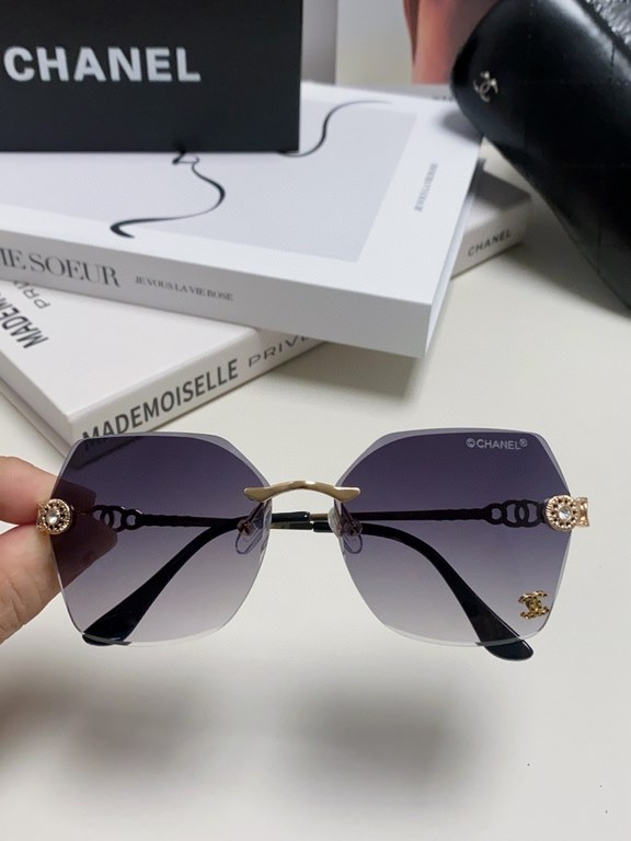 Chanel Chanel 2024 new eyeglasses sunglasses sunglasses rimless personalized fashion trend explosion of diamonds Ms. explosion sunglasses