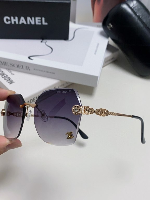 Chanel Chanel 2024 new eyeglasses sunglasses sunglasses rimless personalized fashion trend explosion of diamonds Ms. explosion sunglasses