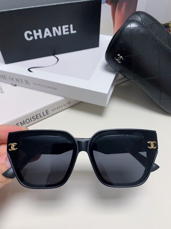 CHANEL Chanel 2024 Xiao Xiang models high-definition anti-ultraviolet sunglasses women's fashion sunglasses star the same Korean version of the large frame glasses