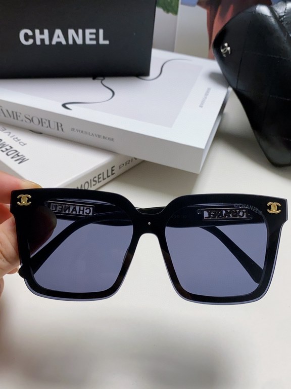 Chanel Chanel sunglasses   round face treasure look over, super cover meat face, show face small Chuan Xiao Xiangfeng style 24 new large square frame sunglasses versatile skinny, huge show face is small!Big face, round f