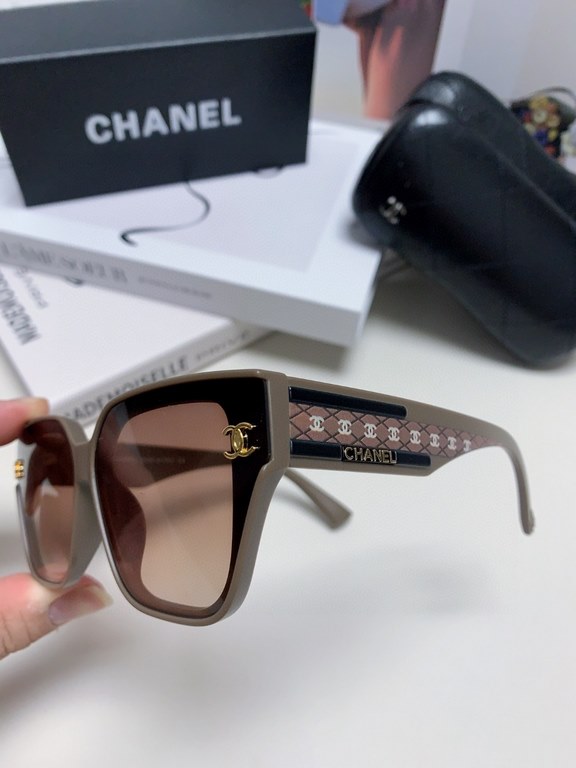 CHANEL Chanel 2024 Xiao Xiang models high-definition anti-ultraviolet sunglasses women's fashion sunglasses star the same Korean version of the large frame glasses