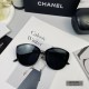 . [CHANEL France]. . [Polaroid Resin HD Lenses] . PC frames - lightweight and comfortable to wear. . [size 62-16-143] . [   new small fragrance sunglasses to reduce the burden of glare, blocking harmful rays of radiation