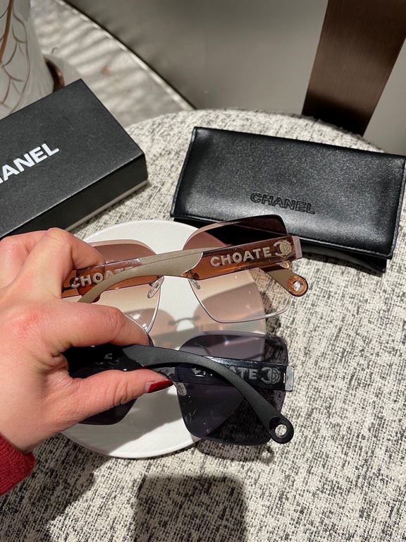 Chanel new models! New shipment! New model shipment!  Women's HD thickened polarized sunglasses     High quality TR-90 frames Fashionable and versatile!6117