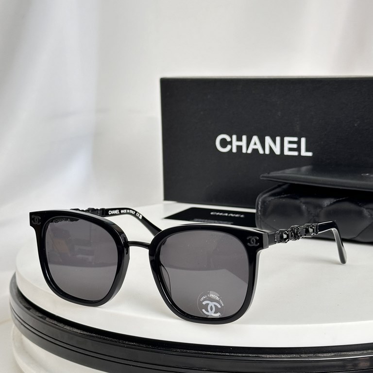 【CHANE】 Chanel's new sunglasses  , MODEL CH 6807, SIZE 52 mouth 23-145