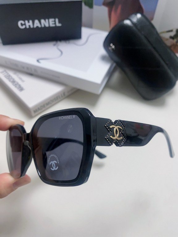 Chanel Chanel 2024 new men and women fashionable and elegant sunglasses women high quality sunglasses driving UV glasses fashion ladies sunglasses