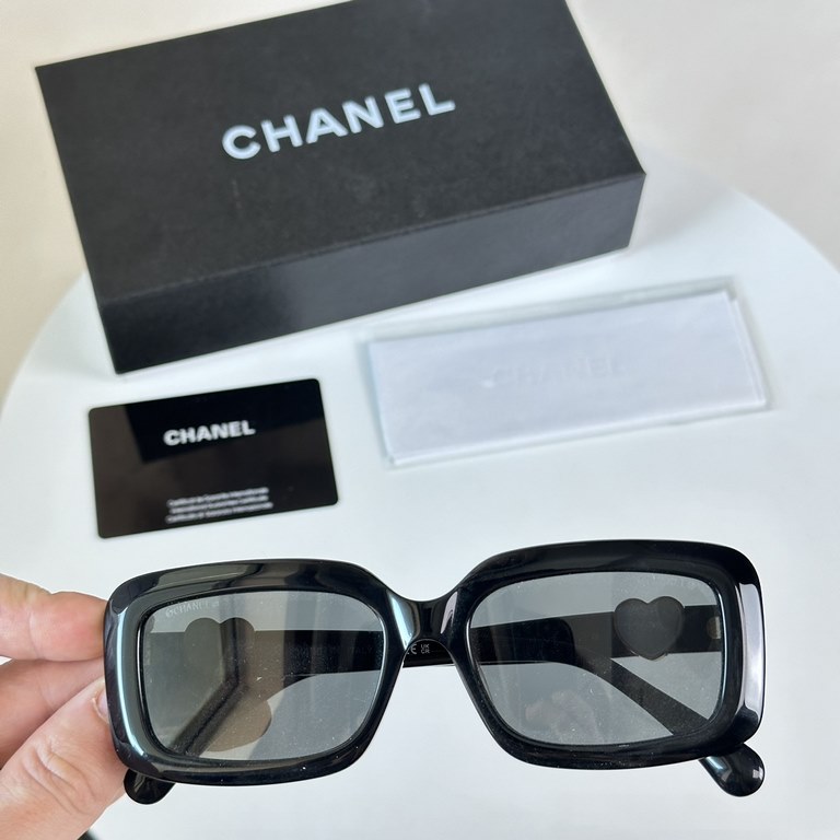 Factory price adjustment Original CHANE Love Series Original Chanel Small MODEL CH5520