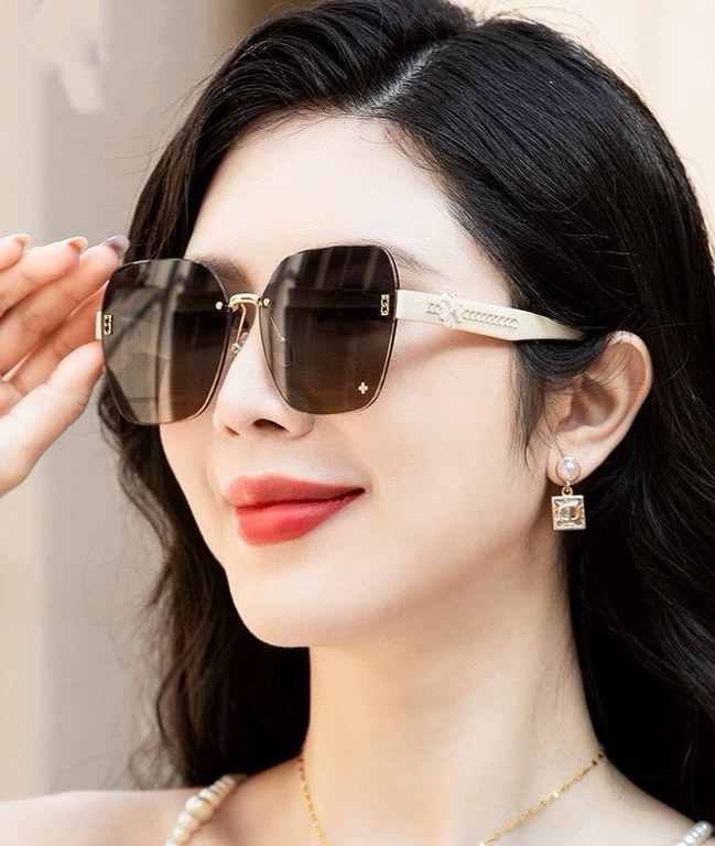 【Chanel】2024 open spring new Trendy explosive models fashion box polarized sunglasses high quality wear comfortable Net red tide models sunglasses Ms. high-definition polarized sunglasses     High-quality frame Model CH1