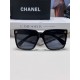 Chanel Chanel large frame sunglasses sunglasses Classic square box design, not pick face type. High-definition lenses, whether with a coat or a dress are very temperamentally polarized lenses to prevent ultraviolet rays