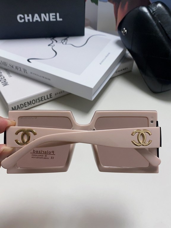 Chanel Chanel 2024 new small perfume style sunglasses female UV protection driving special polarized glasses big brand sunglasses senior sense of