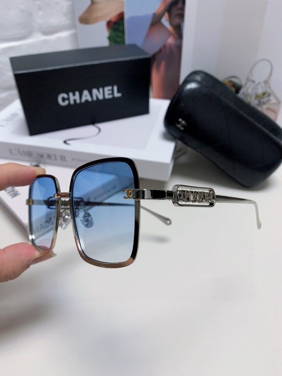 Chanel Chanel 2024 new sunglasses, men's and women's sun shades, metal temples, a must for driving trips!