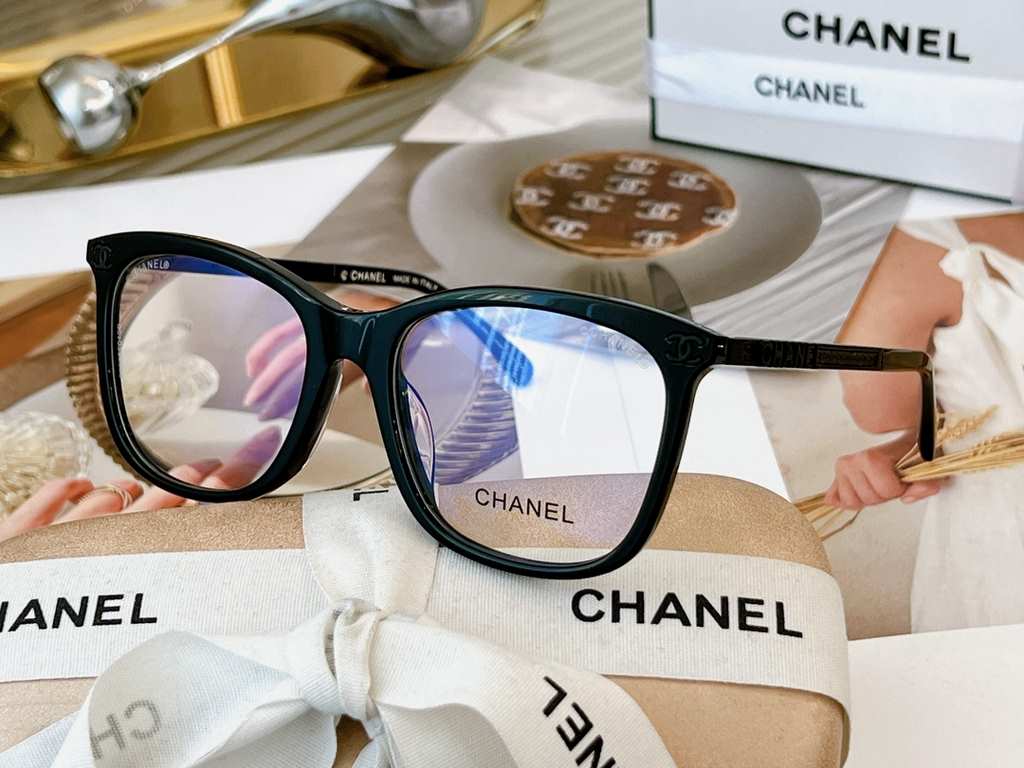 CHANEL Absolute Beauty Fragrance Grandma New 3.0 ! ch0789 52-17-140 hollowed out letters legs elegant and delicate!Proper side face kill glasses like baby quickly into ta   !