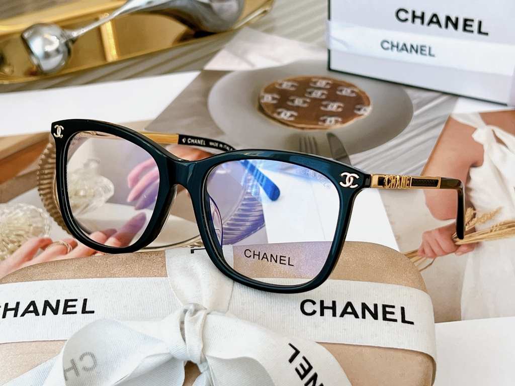 CHANEL Absolute Beauty Fragrance Grandma New 3.0 ! ch0789 52-17-140 hollowed out letters legs elegant and delicate!Proper side face kill glasses like baby quickly into ta   !